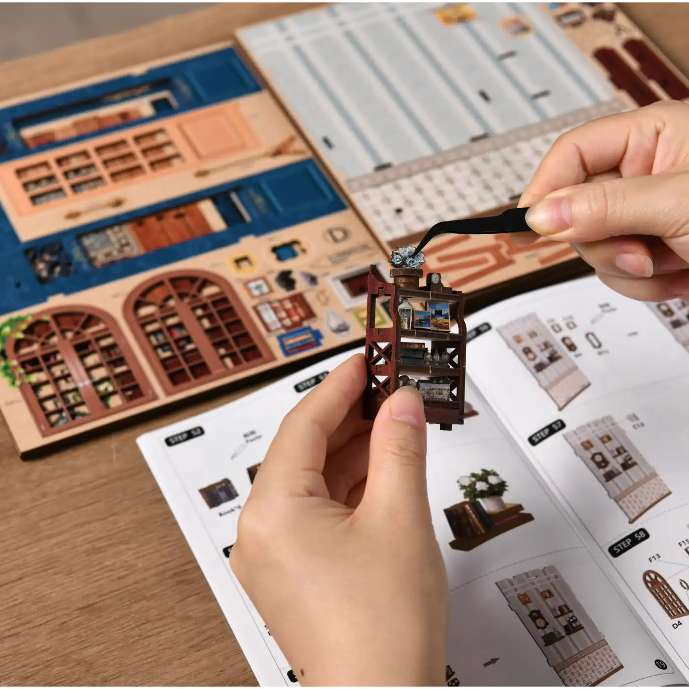 Leseraum der blauen Buchhandlung – DIY Book Nook Kit mit LED-Touch-Lampe (3D-Holzpuzzle)