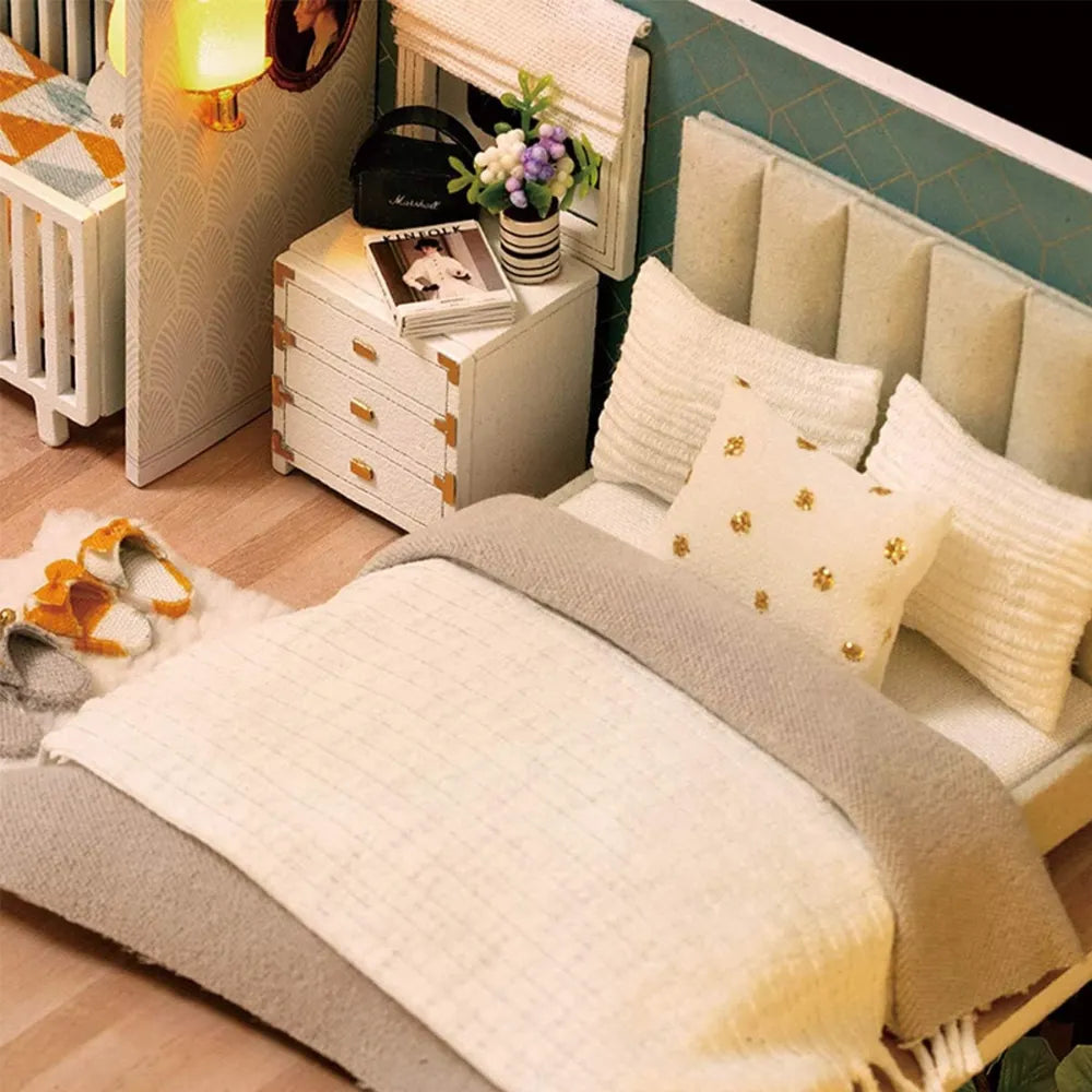 DIY Miniature Dollhouse Kit with Music Box: Comfortable Life