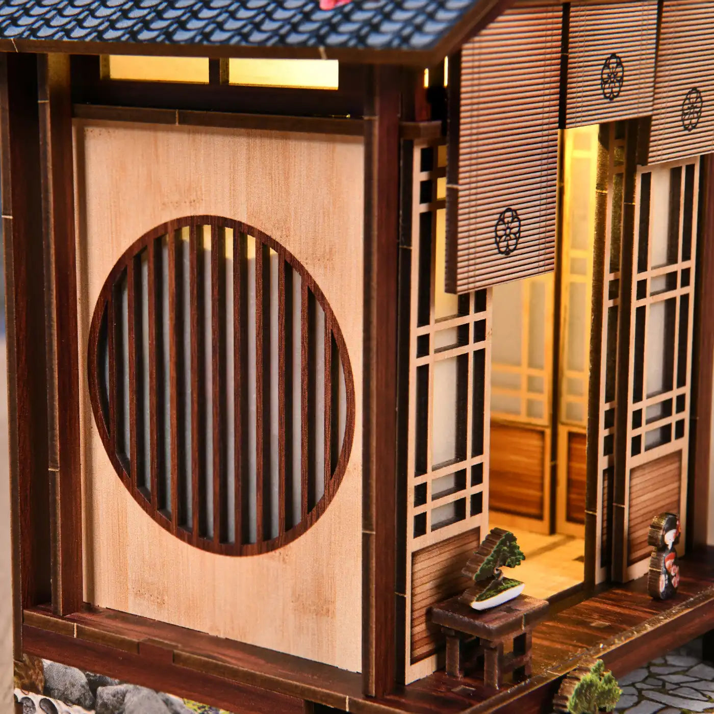 Japanese Garden House – DIY Book Nook Kit with LED Touch Lamp (3D wooden puzzle)