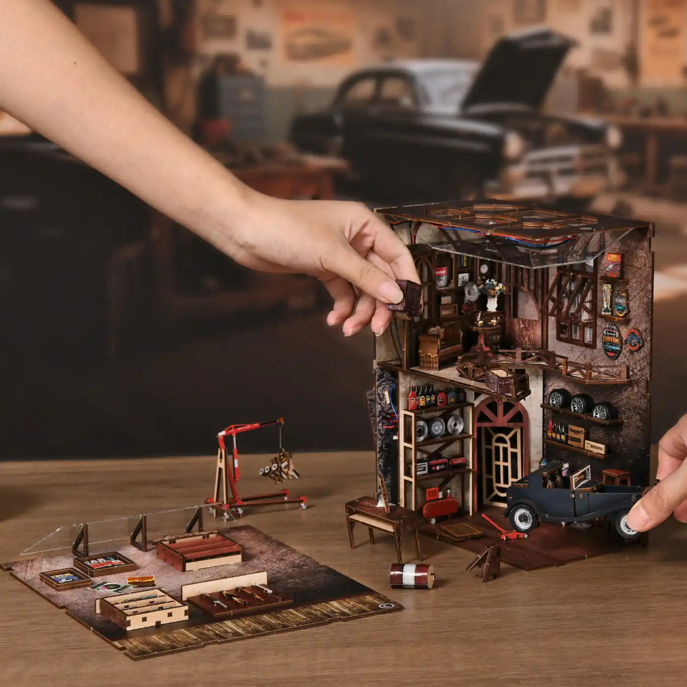 Craftsmanship Repair Shop – DIY Book Nook Kit with LED Touch Lamp (3D wooden puzzle)