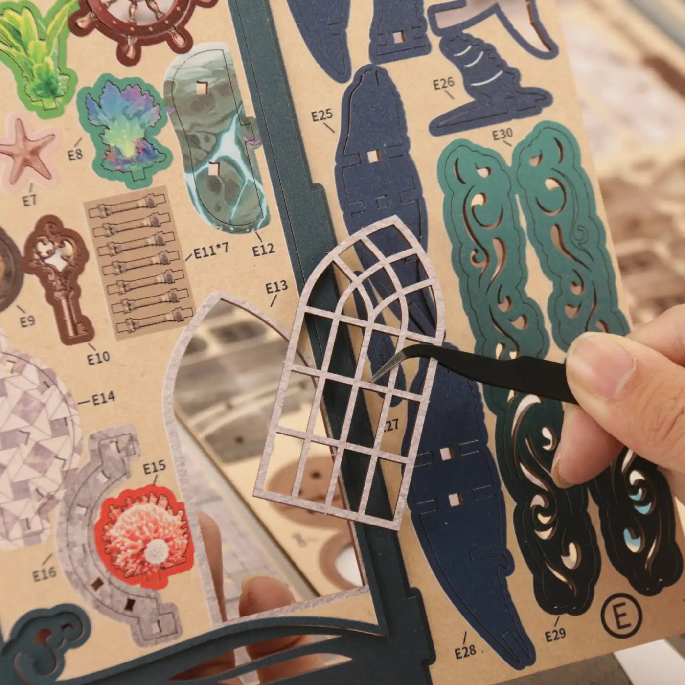 Mystery of the Seabed – DIY Book Nook Kit with LED Touch Lamp (3D wooden puzzle)