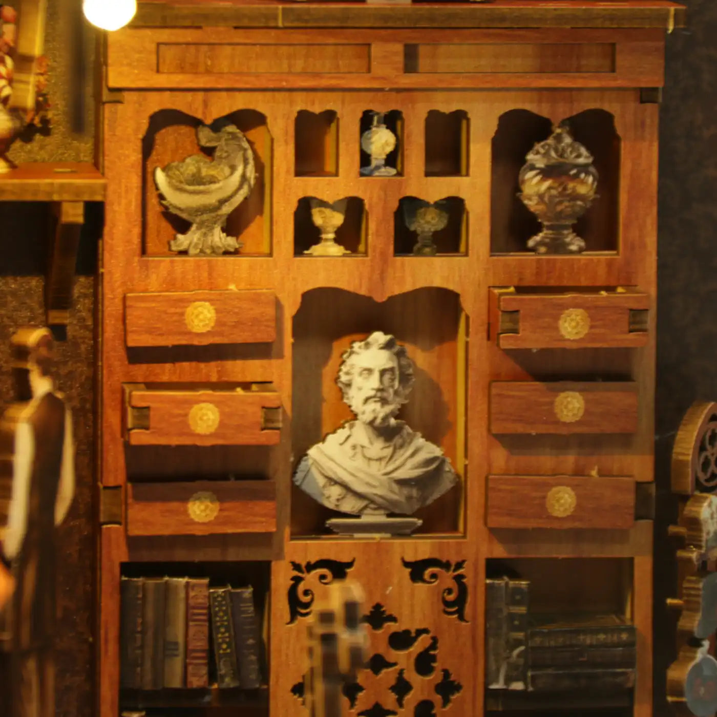 Victorian Tailor’s Shop – DIY Book Nook Kit with LED Touch Lamp (3D wooden puzzle)