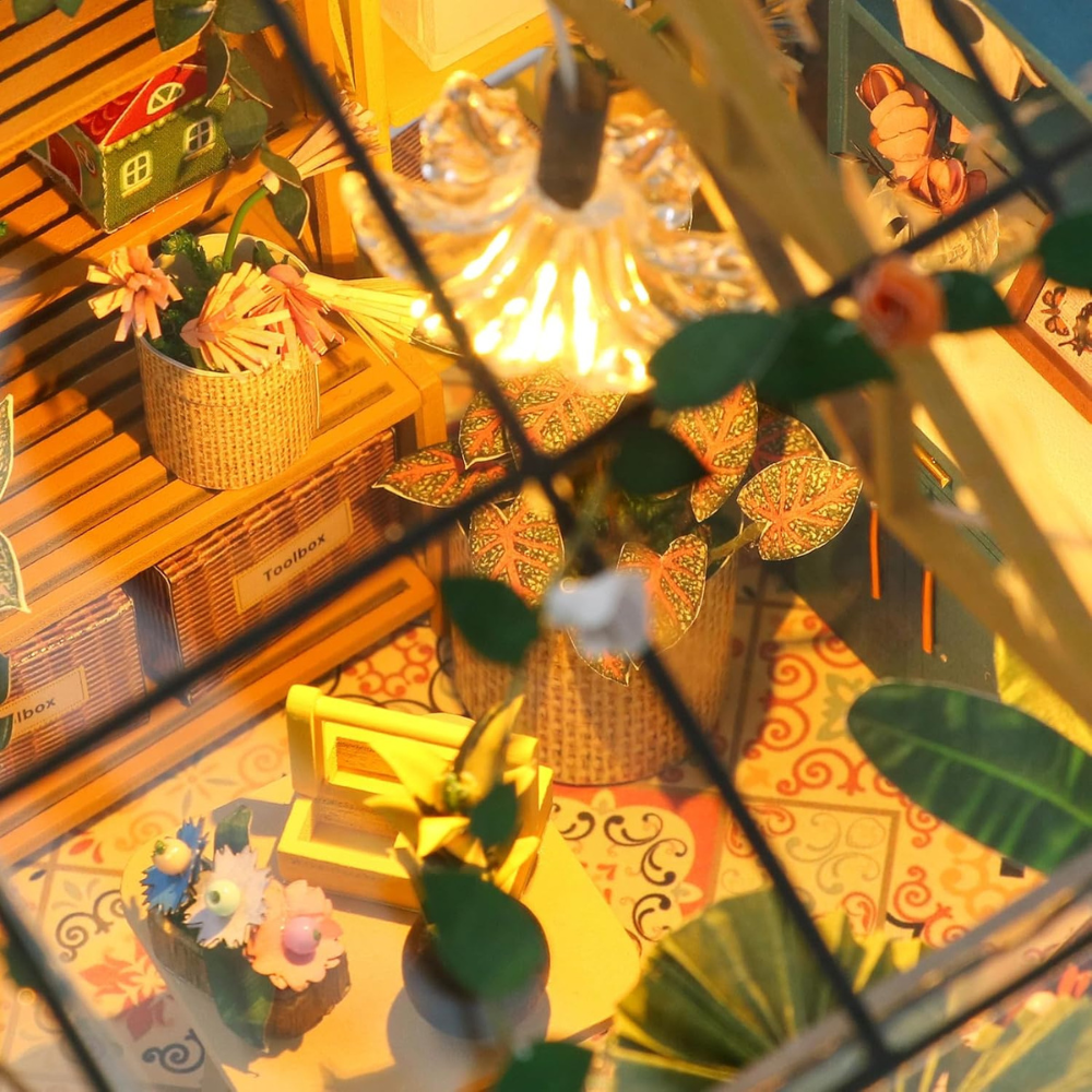 DIY Miniature Sunshine Flower House